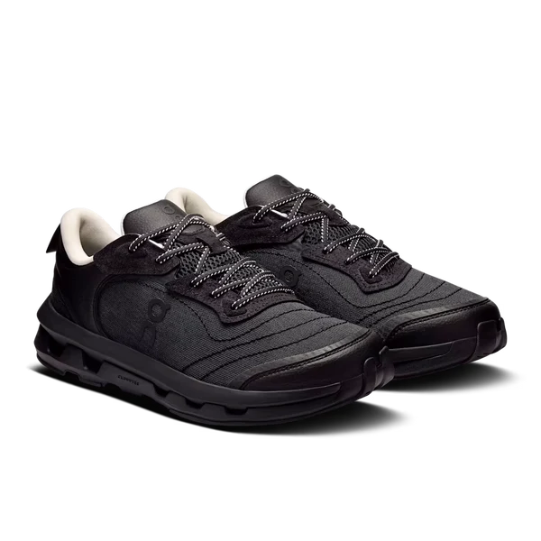 Auf dem Wolkenzonenmond