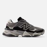New Balance 9060 - Schwarz mit Castlerock / 3.5