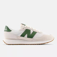 New Balance 237 - Meersalz mit dunklem Alpengrün / 3.5